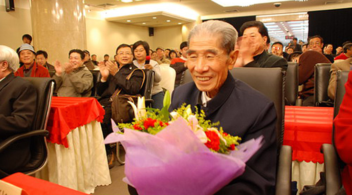 李文華81歲進入“寶字輩”含淚拜師馬三立 3030說 聲 孫越 郭啟儒 姜昆 常寶華 馬志明 馬三立 李文華 3030說  第2張