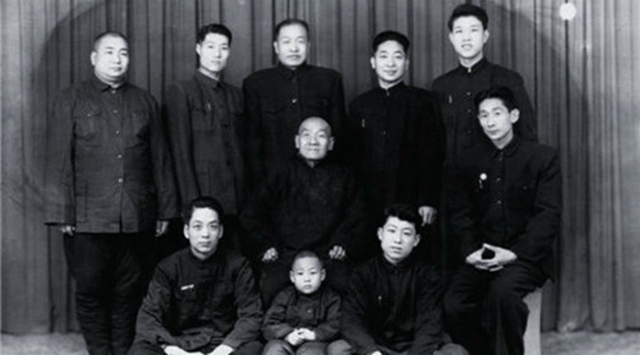 周德山（相聲第四代傳人，相聲八德之一下） 相聲八德之一 周蛤蟆 周德山 名家堂  第1張