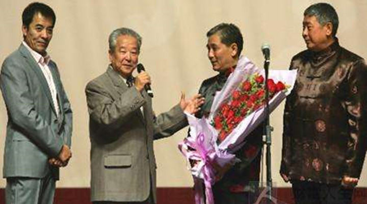 馬敬伯（相聲第六代傳人下） 侯一塵徒弟 馬敬伯 名家堂  第1張